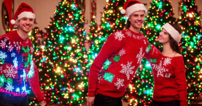 Bliv julefrokostens midtpunkt med en julesweater med lys